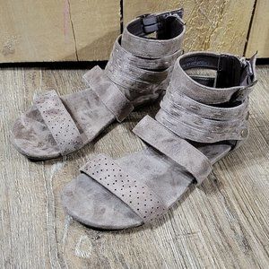 Terrance womans gladiator sandals size 9